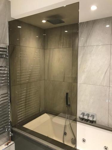shower-screen-001